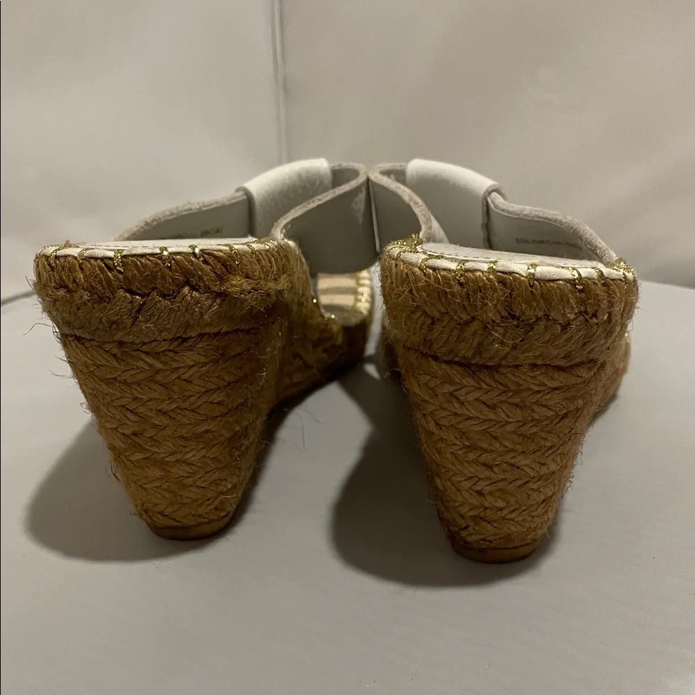 Burberry elegant espadrilles